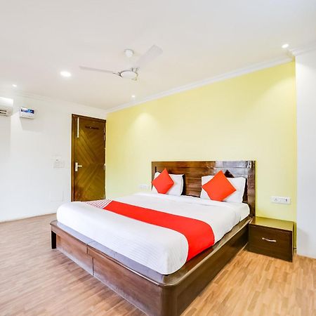 Capital O 71281 Hotel Carol Garden Delhi  Exterior foto