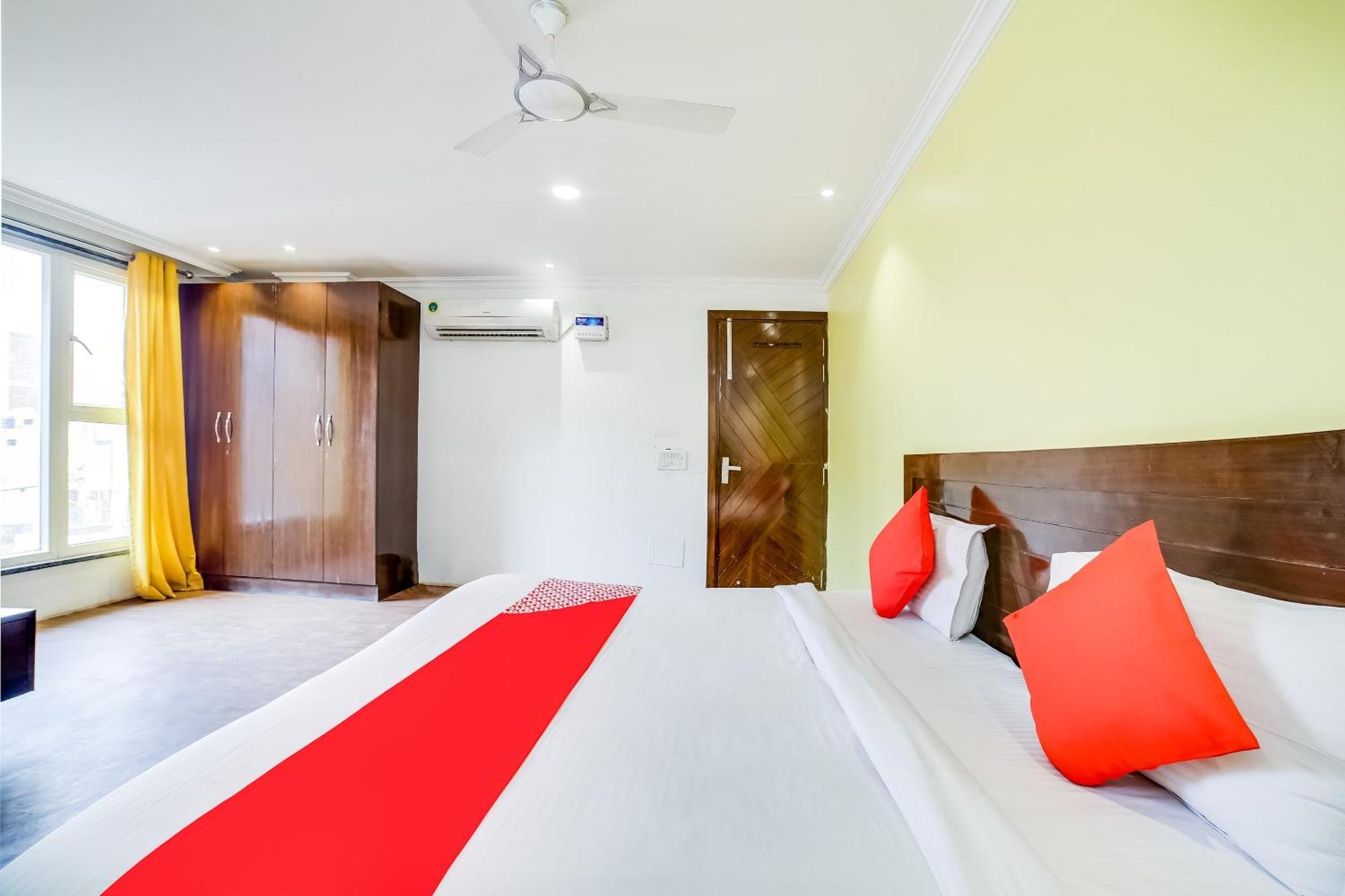 Capital O 71281 Hotel Carol Garden Delhi  Exterior foto